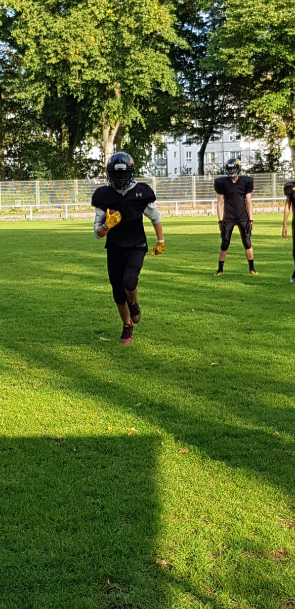 od_4hunnid's tweet photo. What's your record in Interceptions/pick six?
#defenseback
#freesafety
#football https://t.co/1huqYhM8ZA