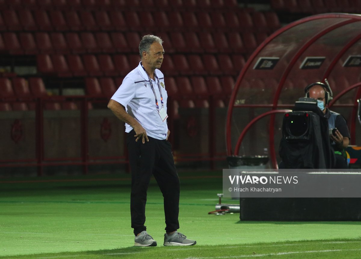 hrachoff's tweet photo. Nice game and 3 points 🔥
Armenia 2-0 Estonia
#Armenia #UNL #NationsLeague #Հայաստան #ARMEST @EURO2020 https://t.co/0HwAS01JEb