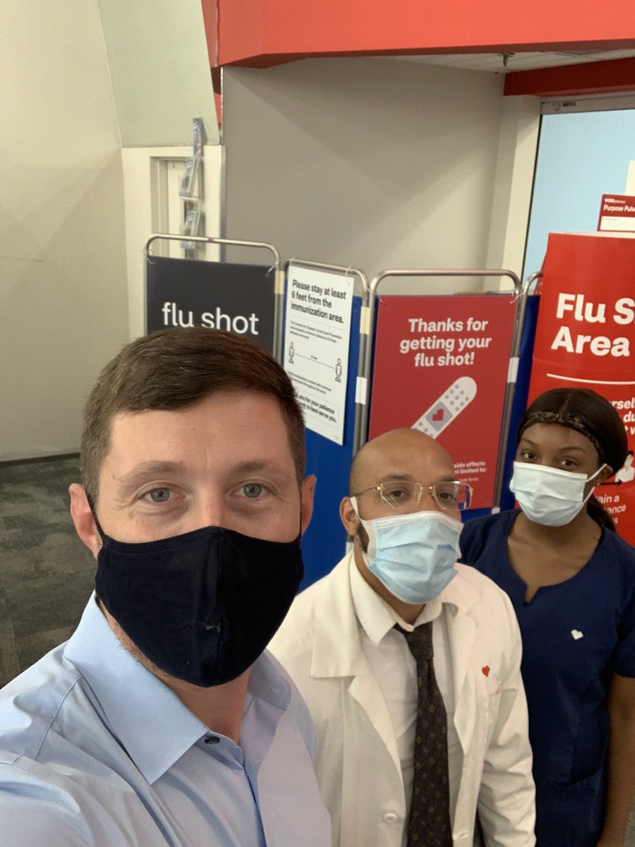 Come to store 1496 on camp springs Maryland where Pharmacist Khalif and Technician Adrienne are waiting to immunize our patients. You can text “FLU” to 287898!
