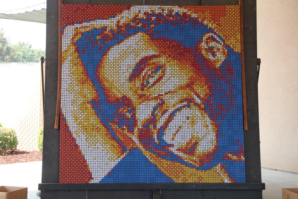 burlyn88's tweet photo. Chadwick Boseman made out of 1,250 Rubik's Cubes. https://t.co/UvZzAMUBG0