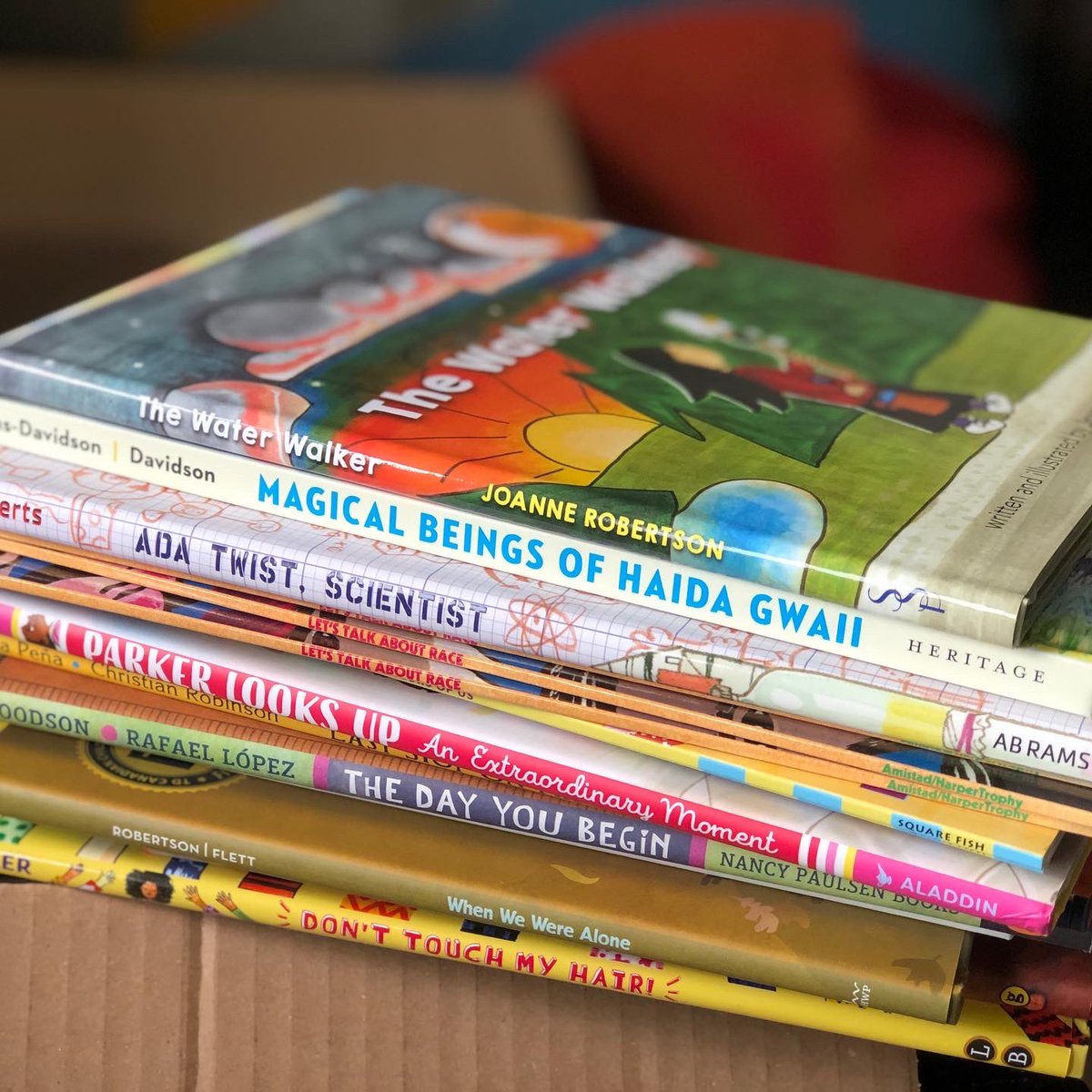 Little Free Diverse Libraries Canada tweet media