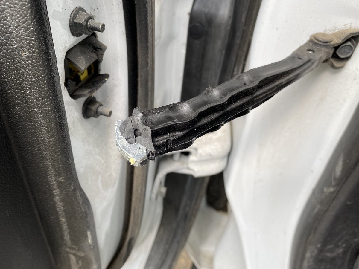 Derek_Photog's tweet image. The #utwind also damaged the #KSLTV live truck today as the door opened…