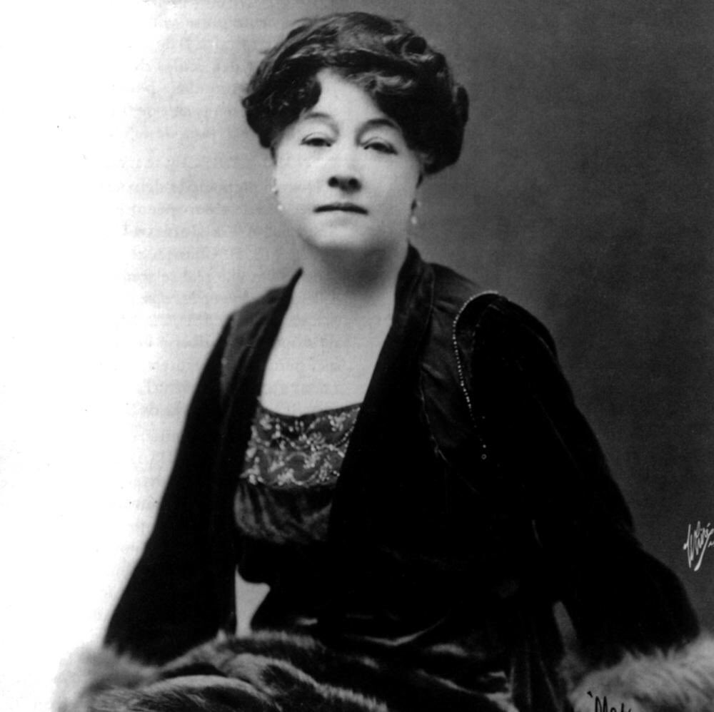  #LesCinéastesDuHangarRangée 10201 - ALICE GUY 1er juillet 1873 - 24 mars 1968(France)- La Fée aux Choux (96-00)- Danse Serpentine (97-02)- Les Résultats du Féminisme (06)- La Glu (06)- Madame a des Envies (07)- A Fool and his Money (12)- Falling Leaves (12)