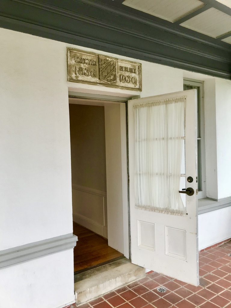 KeithIrish1's tweet photo. Regrettably, #DoorsOpenMarkham is another #COVID19 casualty this year but thanks to a little ingenuity on the part of @ONheritage and members of the @HeintzmanHouse volunteer Board you can still tour this great #Markham #Thornhill asset here: https://t.co/GdF9SZ64I6 https://t.co/xH8zQzSVga