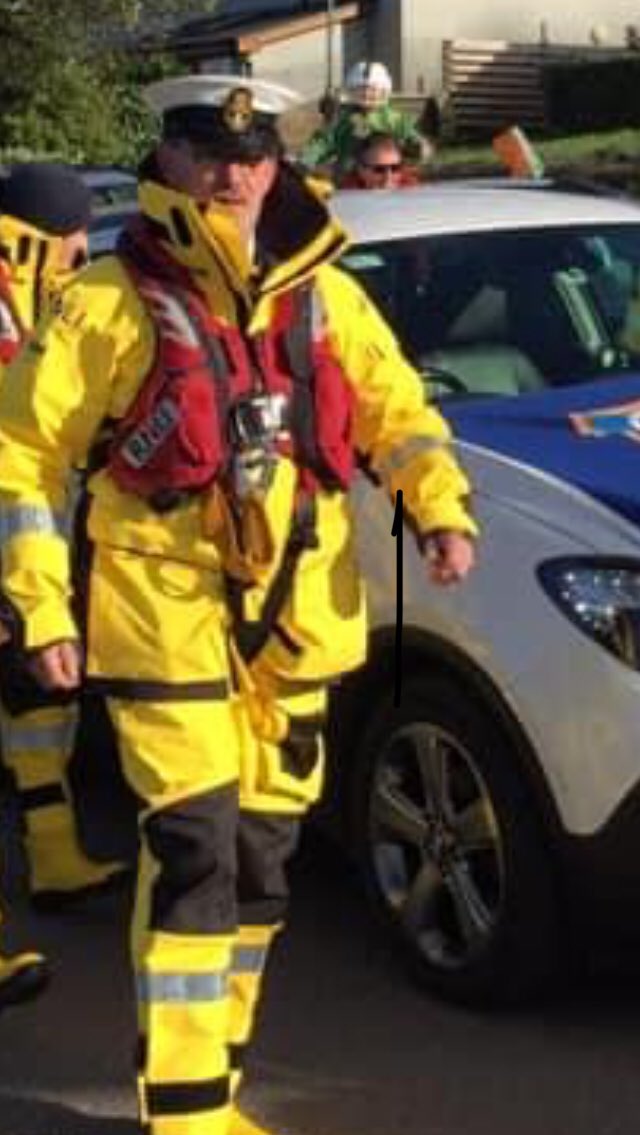 Join us in congratulating Our amazing Coxswain Seán O'Farrell on receiving his medal  for 30 year’s of extraordinary service to Courtmacsherry Harbour Lifeboat and the #RNLI .
Well done and many thanks from all your friends, colleagues and your crew.
#RNLI #proudofourcrowd