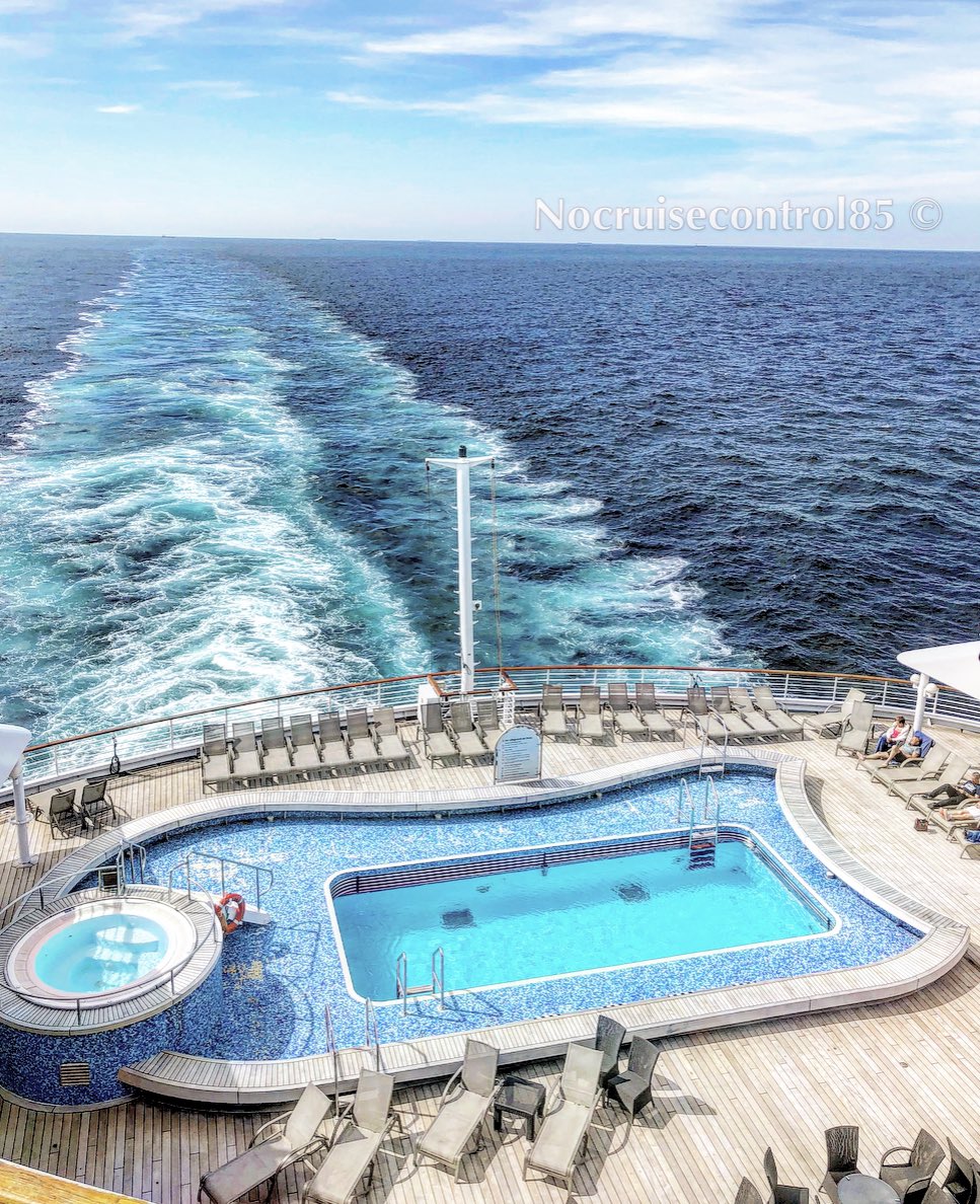 n0cruisecontrol's tweet photo. Beautiful aft deck / wake views on the former @pandocruises Oriana ❤️ I’m a sucker for an aft /wake view 😍🚢 #cruiseship #aftview #wakeview #cruising #cruise #pocruises #pandocruisescli https://t.co/UalxieERd8