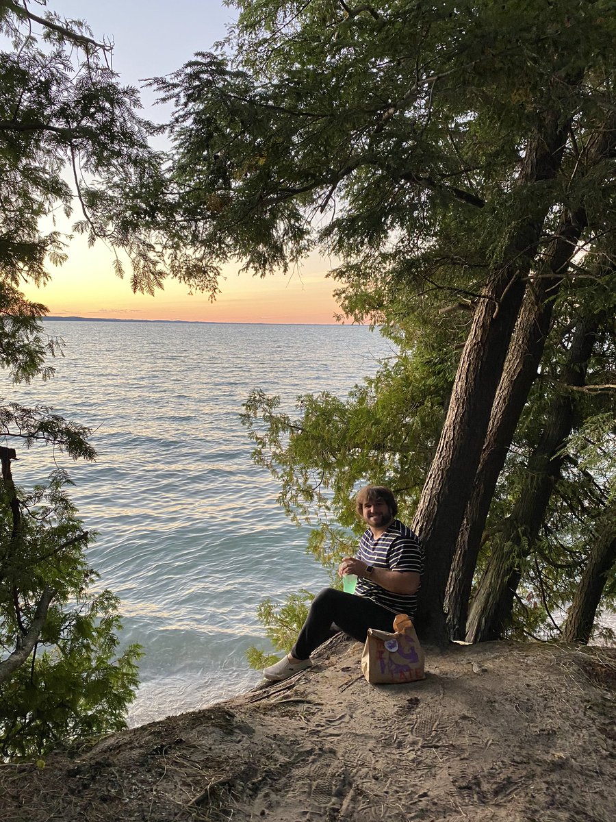 lilah_16's tweet photo. I guess you could say I had the best view up in Michigan this weekend 🥰 https://t.co/hRYLlqeJ51