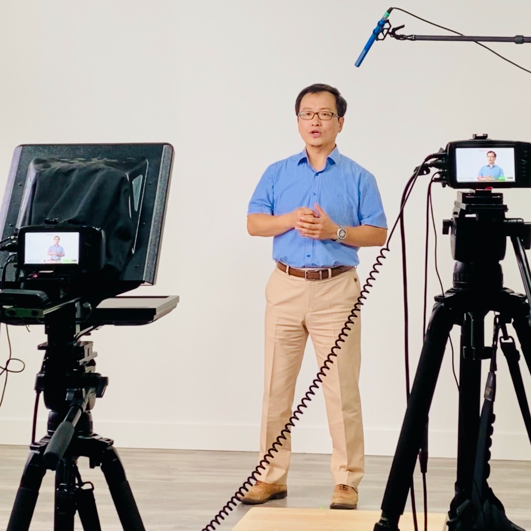ACTSWorldCampus's tweet photo. Excited to be in the @P2Cfilms studio today developing Biblical Interpretation with Dr. Don Chang. If you want to learn more about interpreting Scripture to better understand and share God's Word, this course is for you! You'll be #equippedforimpact!
•
Powered by @mbseminary https://t.co/9FXozv6EOQ