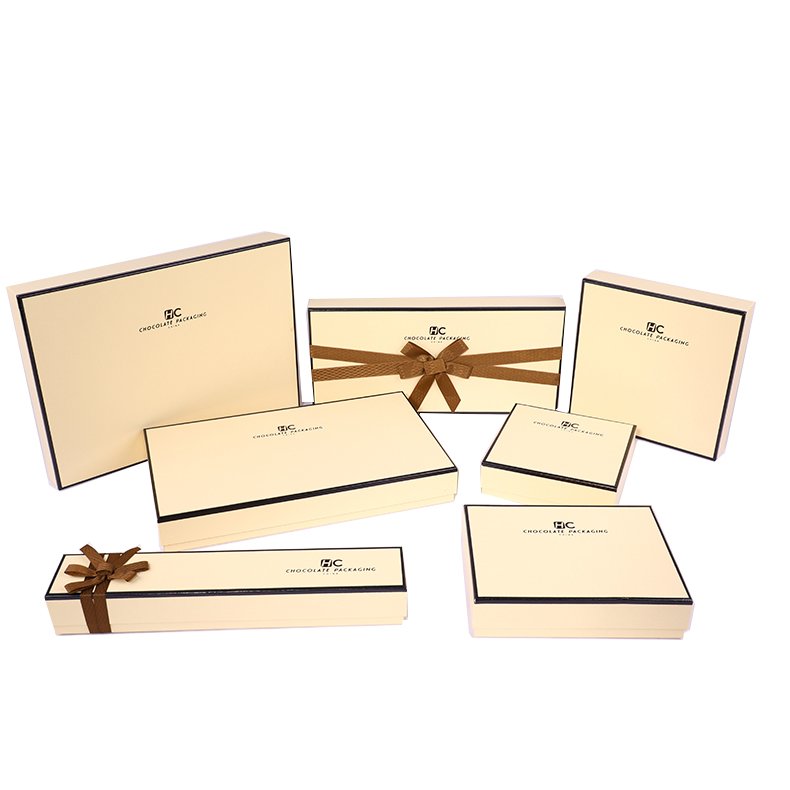 hcpackagingasia's tweet photo. These are our custom printed chocolate gift box with ribbon bow.
#ChocolateGiftBox 
#ChocolatePacking 
#CustomBox 
#CustomPrintedPackaging https://t.co/gebacLrTPx