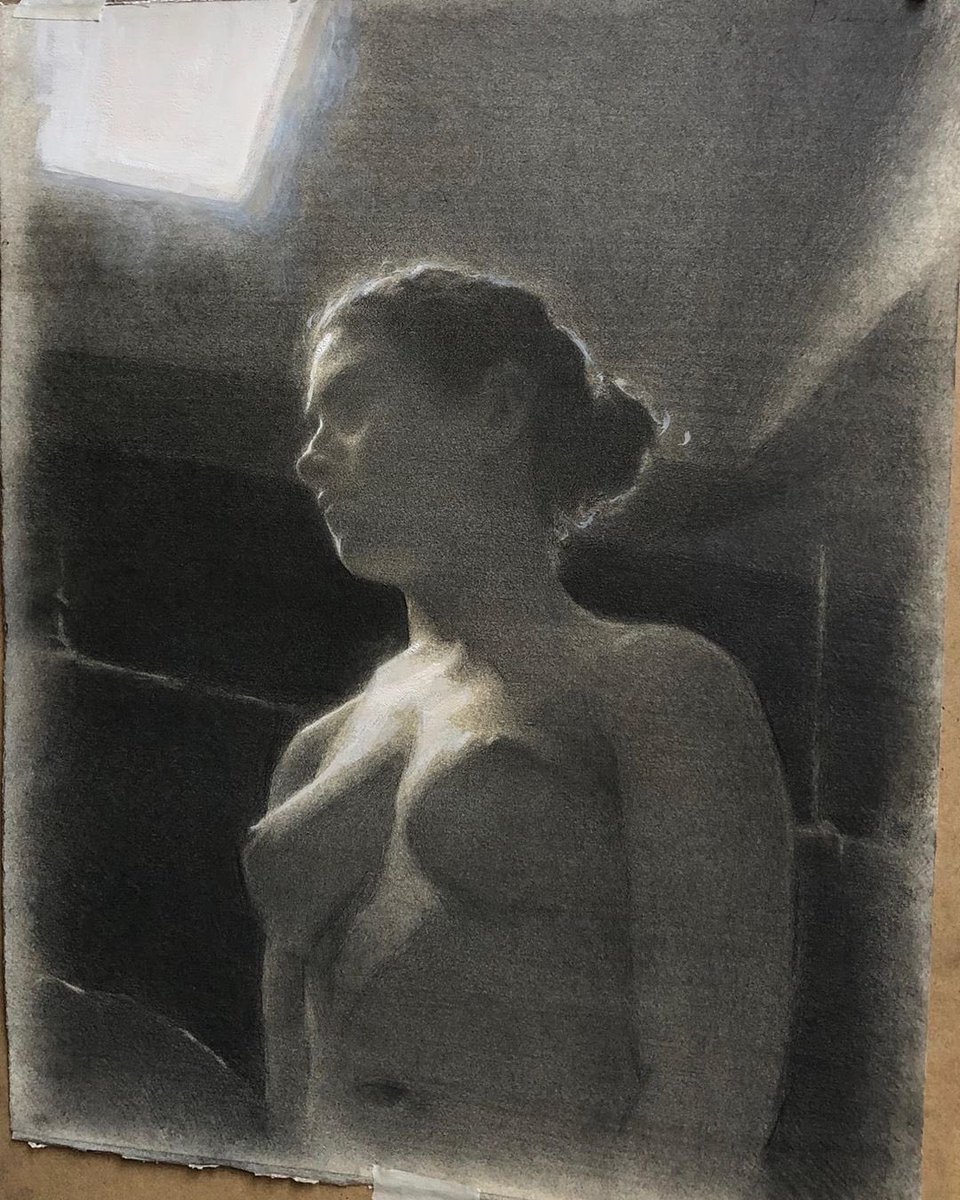 gcanyc's tweet image. Light, form, the inextinguishable human spirit

Tonal figure study by student Tyler Berry
