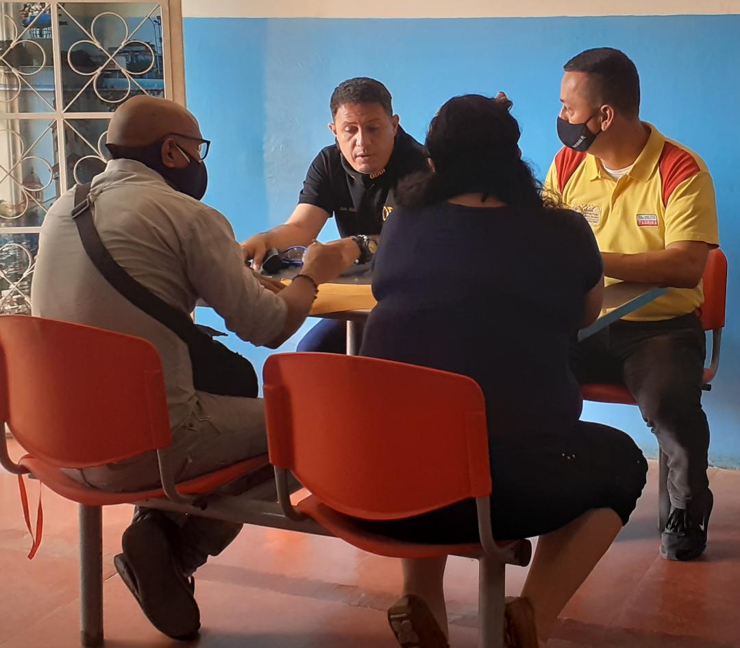 Reunión con el Alcalde William Gómez para impulsar las instituciones priorizadas que continuarán con el Programa de Alimentación en tiempos de pandemia. Política alimentaria de nuestro presidente Nicolás Maduro y Protector Cdte. Freddy Bernal. *Leales siempre Traidores Nunca*🇻🇪🇻🇪