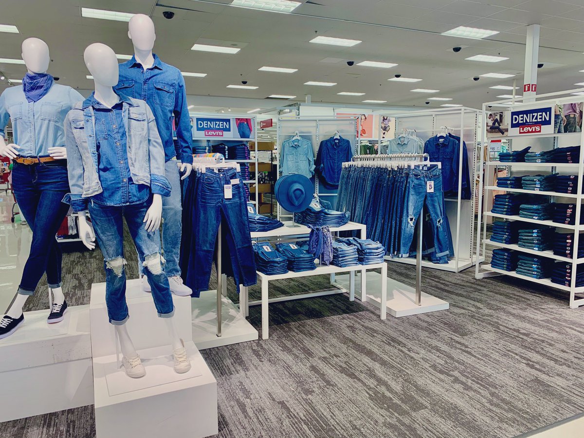 honeyybee_mel's tweet photo. Jeans are like fries...you can’t have just one! #T1509 has all of your denim needs. @Courtneywin3 @BrianLeas @RicaDevas @nick_waller15 @heit_tim @elainequitos @HaticAdna @MaryBollinger26 @afadnesstarget @harmonykapp https://t.co/fu7BMlYIQQ