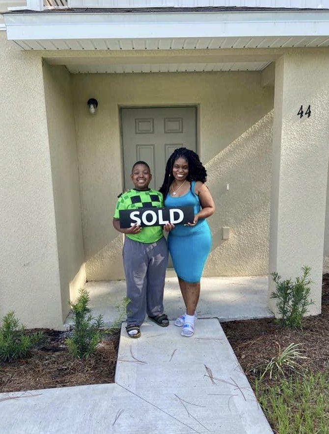 It’s closing day! 👏🏽 Congratulations to Tamela on closing with a 1.125% interest rate! #NACA