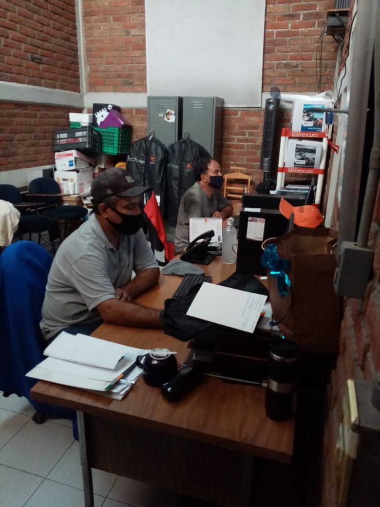 CANAPAT's tweet photo. 🧑‍💻 El Grupo Herradura Occidente preocupado por la formación de sus colaboradores impulsa su Centro de Capacitación el cual se enfoca en la formación de personal.

👩‍💼 GHO líder en innovación educativa en el autotransporte de pasajeros.

🚍 @ECATautobuses @Josejaimemexico https://t.co/VLYE1yuQ5X