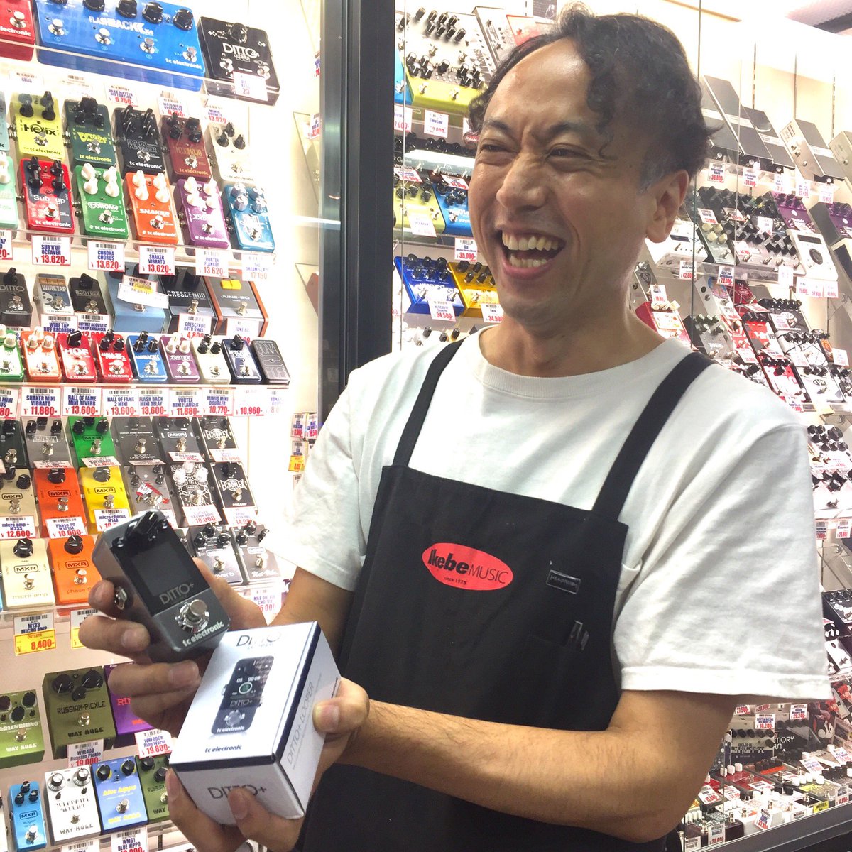 wpp_ikebe's tweet photo. 見てくださいよ、この嬉しそうな表情。

発売したらすぐ買っちゃうやつですよ🌞
＃tcelectronic 
＃Ditto 
＃Dittoplus https://t.co/HUuHFUjcoG