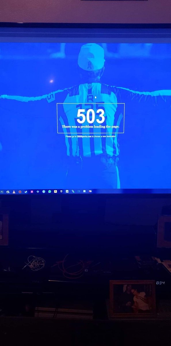 Doc_Hollladay's tweet photo. @CBSFantasy
REALLY @CBSFantasy #cbsfantasyfootball our draft night ruined cuz of this mess. Multiple users same issues!! Not cool https://t.co/8hWvp8vu92