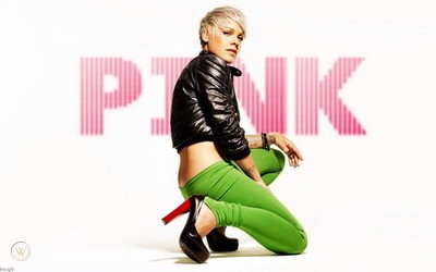 It's my fav,  @Pink 's 41st birthday! To celebrate:P!nk as chemistry textbooks, a thread. #ChemTwitter