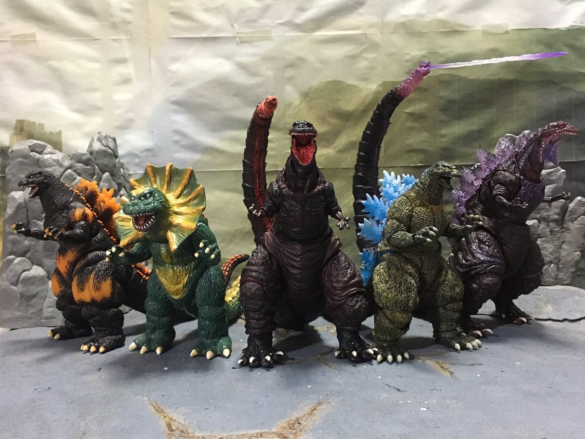 タカ Kom در توییتر おもちゃ撮影会 お題 5つのおもちゃで戦隊モノ 既出 赤ゴジラ 青ゴジラ 黄ゴジラ 紫ゴジラ 橙ゴジラ ５匹そろってゴジレンジャー ゴジラ シンゴジラ ジラース Godzilla デスゴジ