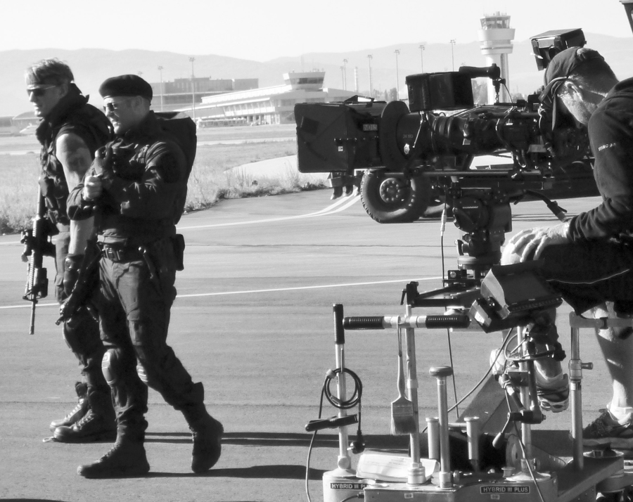 punisher_book's tweet photo. 7 years ago, on a visit to the set of “The Expendables 3” 

photo by @punisher_book 

#dolphlundgren #jasonstatham #theexpendables3 #expendables #bulgaria #nuimage #millenniumfilms https://t.co/T6e8hqjQck