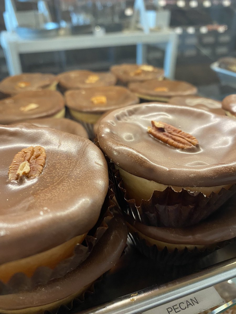 Annies_Choc's tweet image. Chocolate Dipped Buttertarts ready for you !