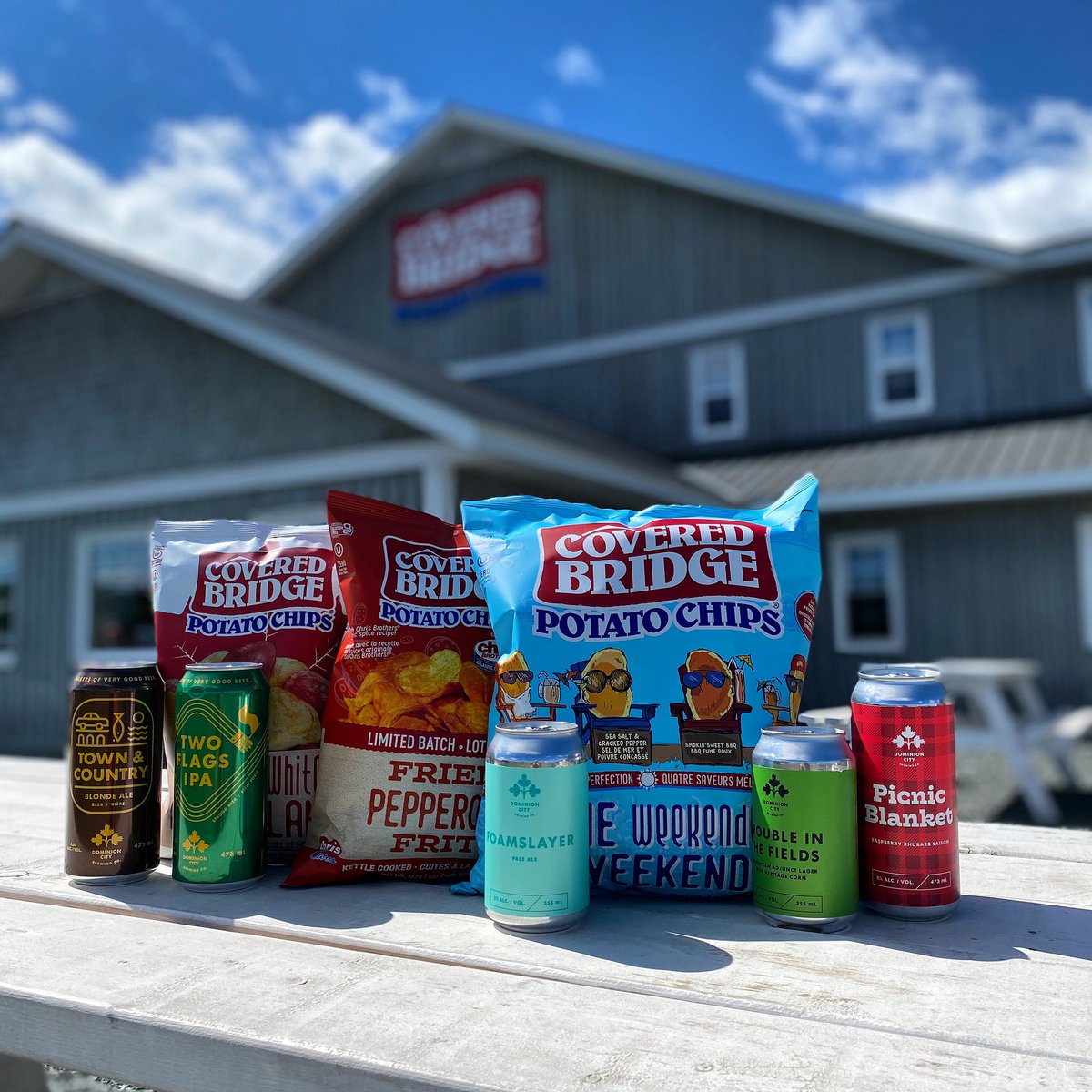 CBchips's tweet photo. We hope you had a great Labour Day weekend filled with friends, family and some FUN! π€ π₯ππΊπ¨π¦
W/ @dominioncitybc
#labourdayweekend #weekender #dominionbeer #friedpepperoni #chrisbrothers #coveredbridgechips https://t.co/kdmZcQP8Re