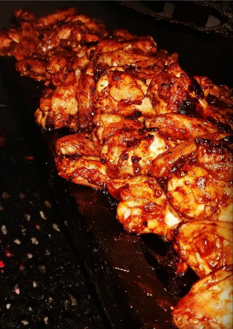cheque_on78's tweet photo. #DIRTYSMOKERS #BBQ #wings #smoke https://t.co/JXVJJtiFDl