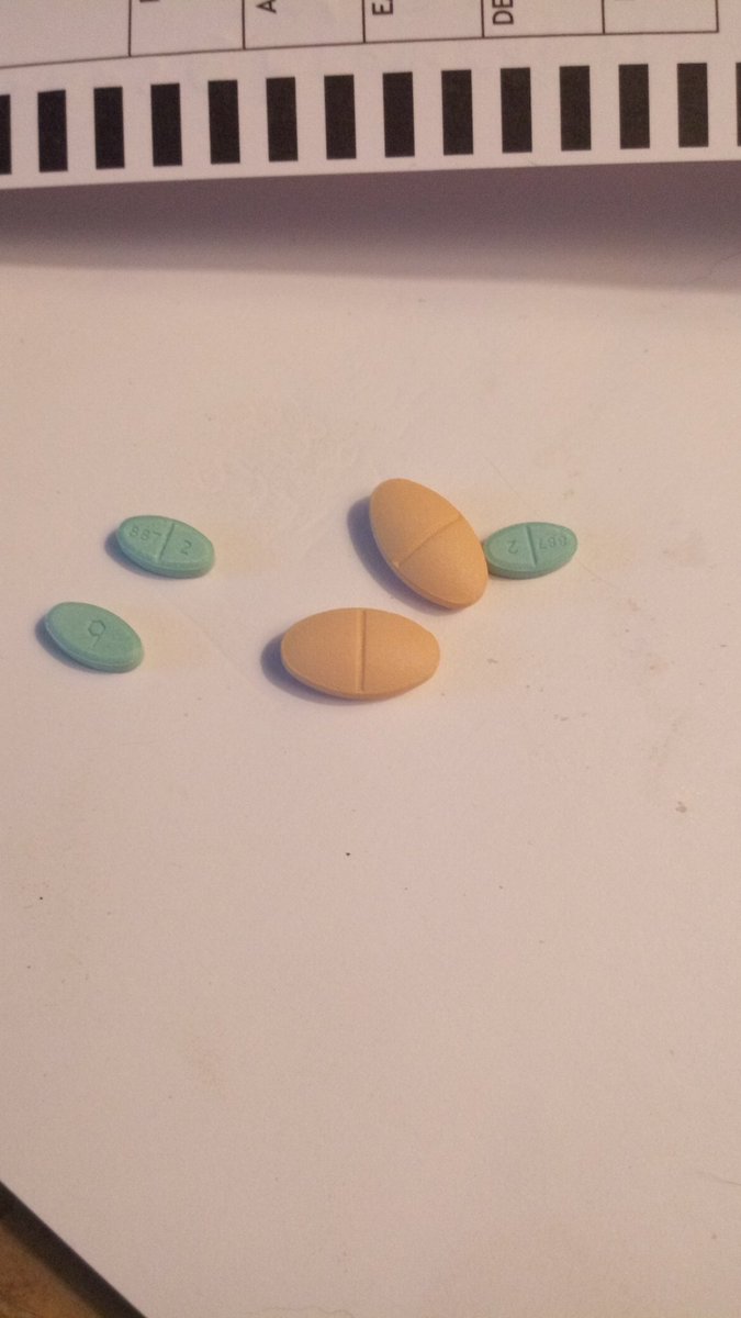 Staci3063's tweet photo. @MirrorHer Blue or green? https://t.co/0bGNNRkw1J