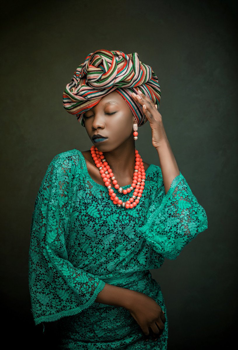 Ravemodelafrica's tweet photo. The RAVE 80's https://t.co/nUnRDiezc7
