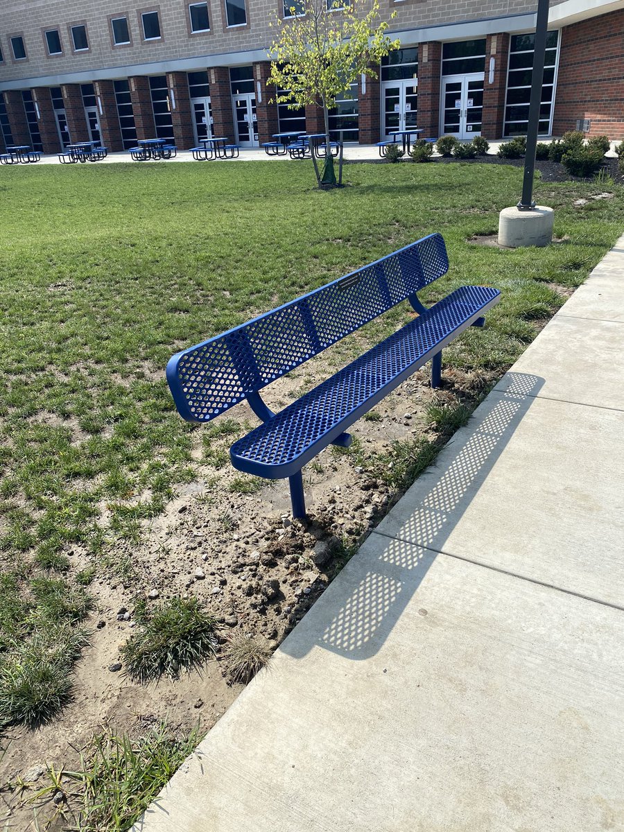 Todd_spinner's tweet photo. The class of 2020 purchased 2 benches for the front of the building. What a great DOUBLEBLUE addition to the entrance!  Thank you class of 2020!!  #BerlinPride!🐻✔️
@berlinbears2020 @OlentangySD @Tyson_Porter @MrsMimnaEnglish @Michellemimna https://t.co/4VpjgJidlM