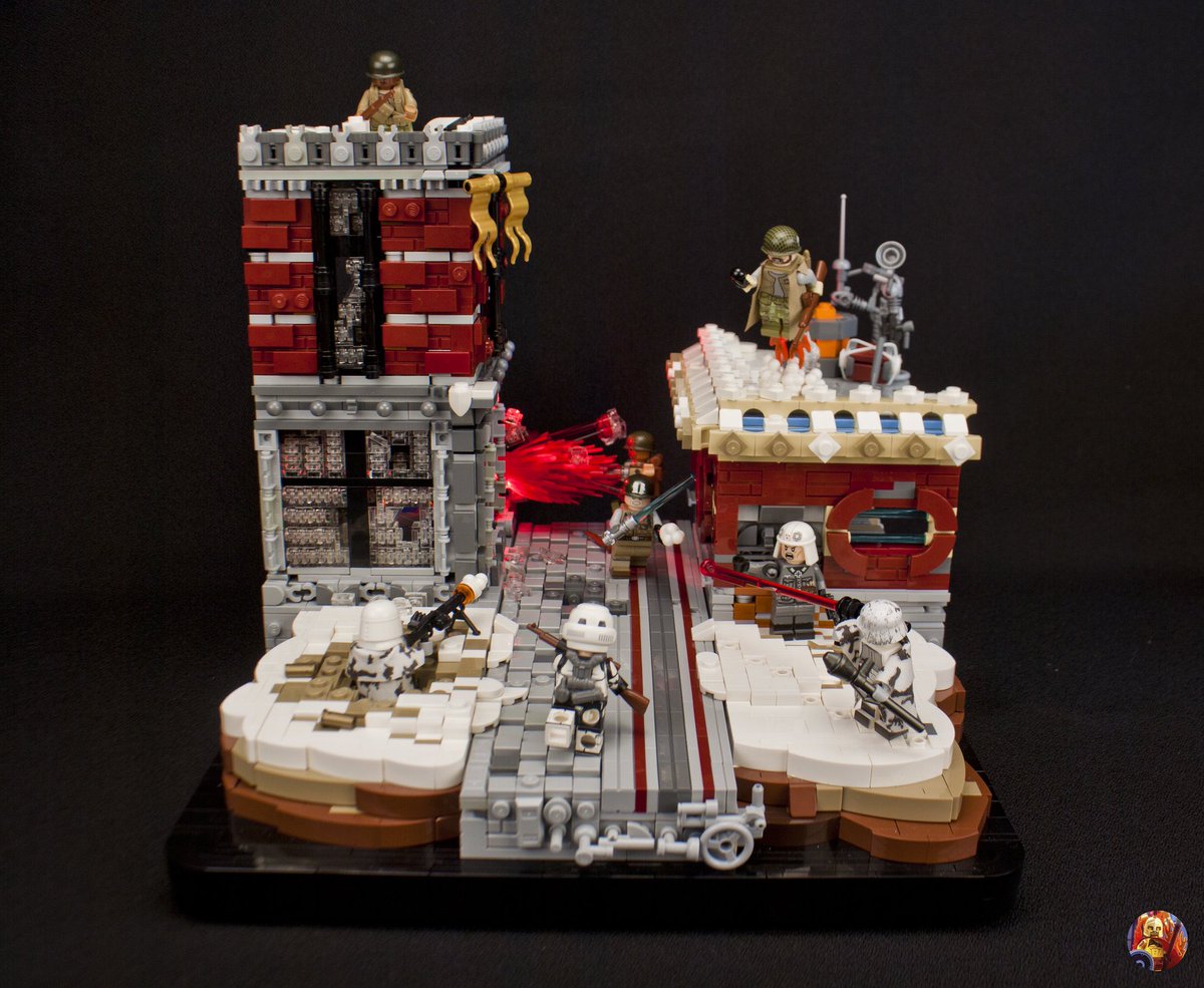 RebelLUG's tweet photo. Global meets Intergalactic: A StarWars and World War II mashup by Spartan Bricks. This epic battle scene is full of great details and the lighting really makes the scene pop!
#lego #rebellug #legostarwars #moc #battle #legospace #wwii #legobattle https://t.co/4Pj7ZGoVVH