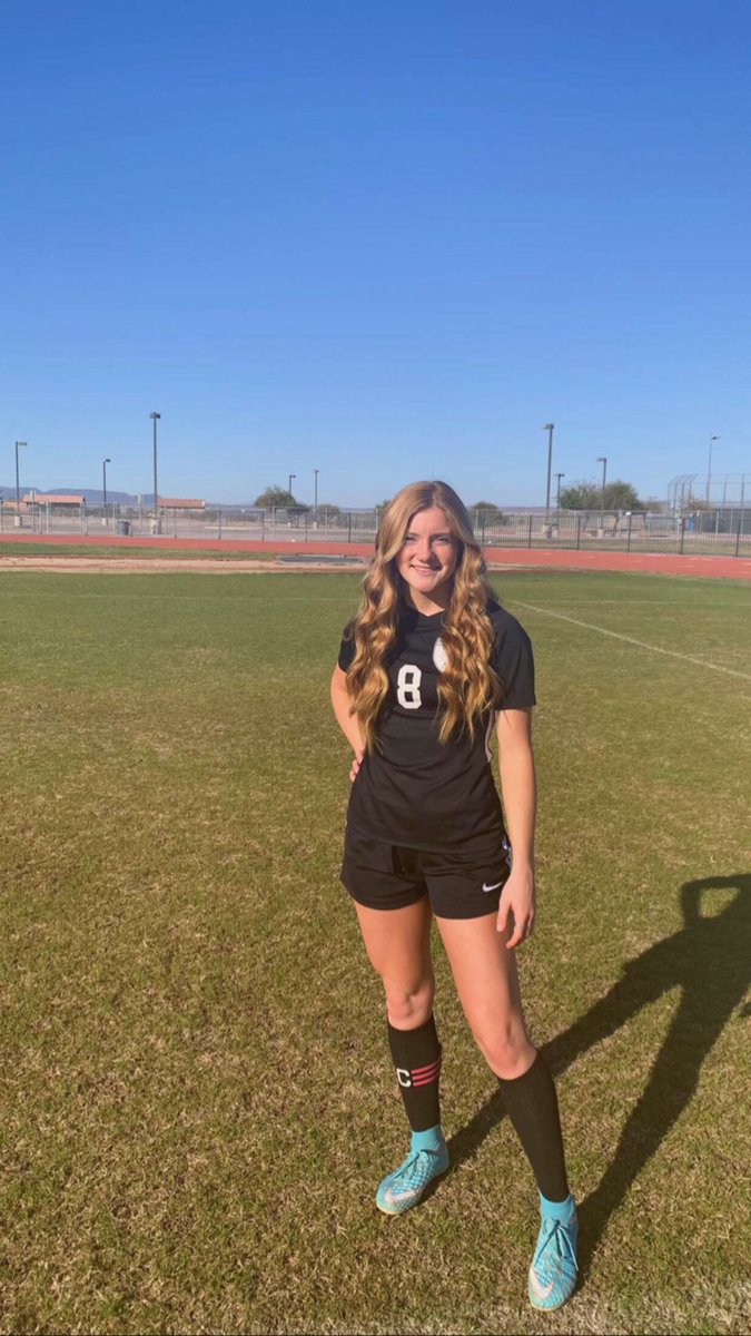 GilaRidgeSoccer's tweet photo. Huge congrats to our captain @kate__sumner  on committing to Carthage College in Kenosha, Wisconsin to continue her soccer career &amp; studies!⚽️ https://t.co/aqJYTVWyyd