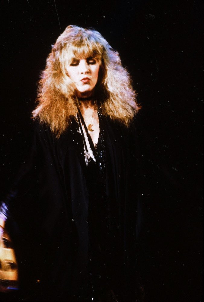 bestofstevie's tweet photo. stevie nicks on fleetwood mac's mirage tour, 1982✨ https://t.co/Bwtm9Aa7nO