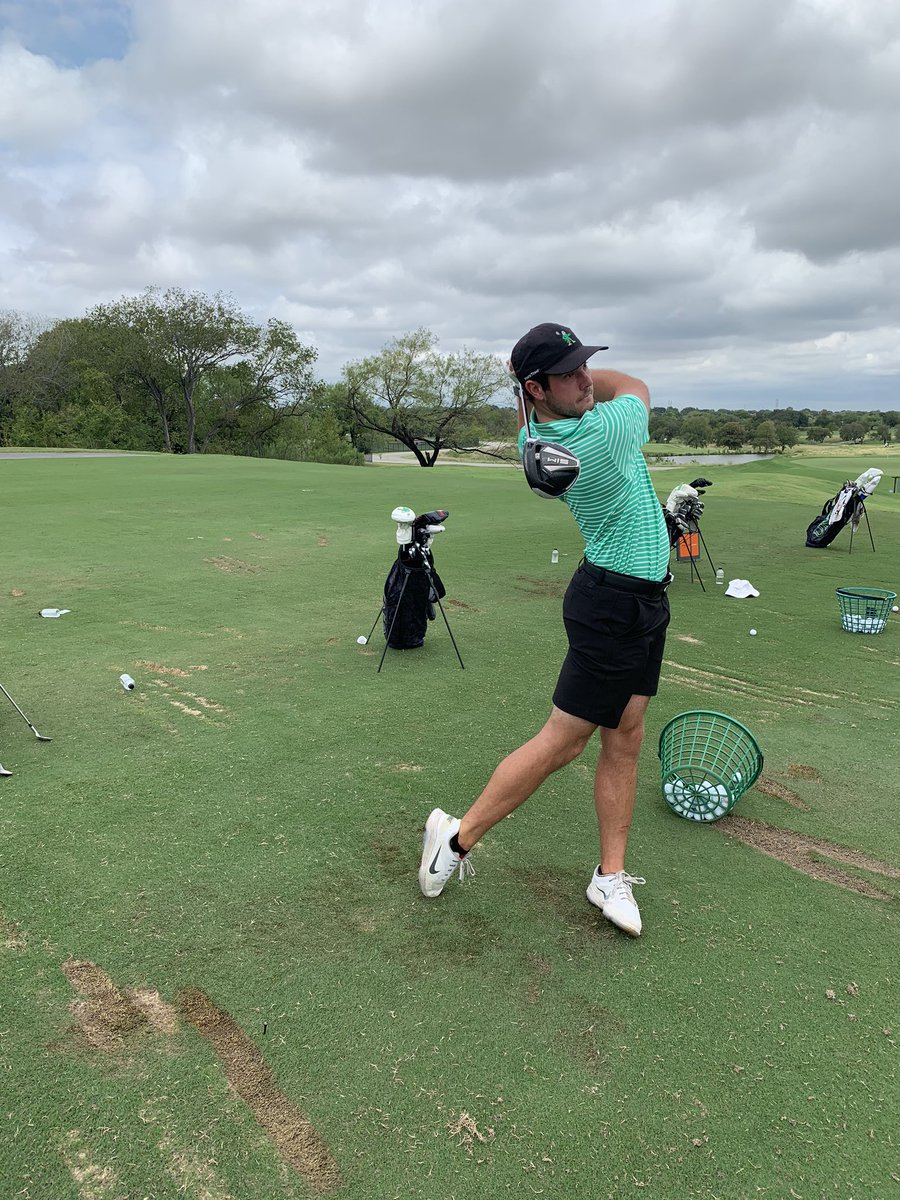 MeanGreenGolf's tweet photo. Mean Green Family, help us officially welcome transfer Sean Wilcox, returns home to DFW from @Vol_Golf. So glad to have you on board, Sean! #GMG 🦅 #PinHunters ⛳️ https://t.co/Q8Lt0YmWdQ