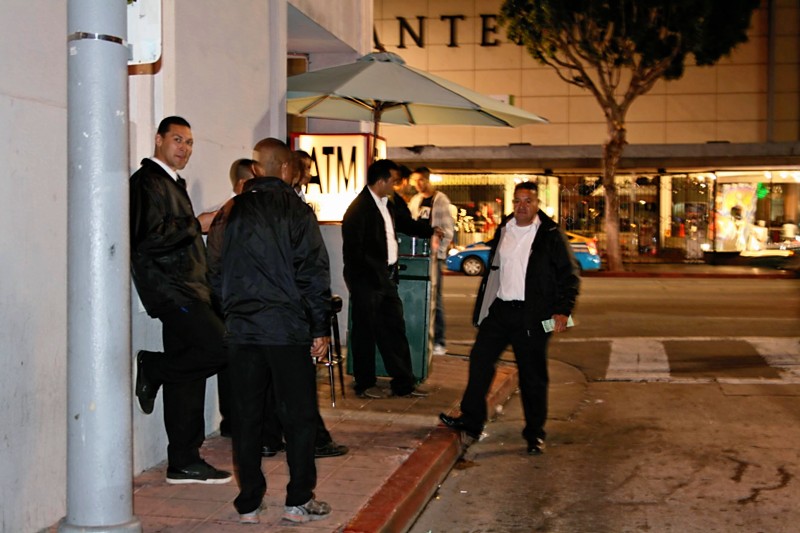 FntsyWlkr's tweet photo. The valets out front of iO West.
I always made sure to tip them - whenever my dad sees Mexican people working hard in the service industry he always tips them. Even if he is walking by or wasn't helped by them!
#iOWest #iO https://t.co/MHKMyAX95f
