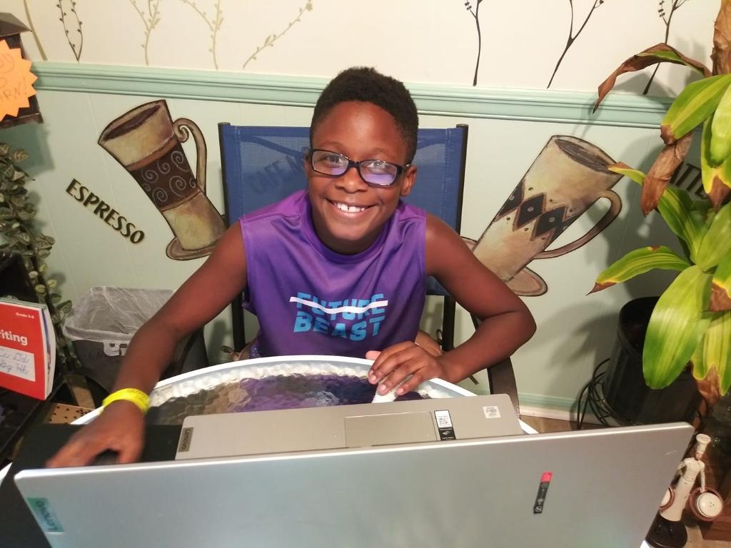 ConnectionsAcad's tweet photo. We are so excited for back to school and another year of learning!📚
Where does learning happen for you? We’d love to see pictures of your workspace pictures. Tweet & tag us!
#ConnectionsAcademy #BackToSchool #CAFirstDay https://t.co/jeqjJ9aPTi