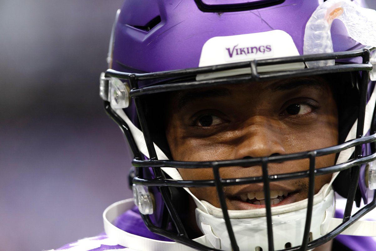 sanford_perform's tweet photo. Happy @NFL #Kickoff2020 Week! We’re counting down to Week 1 by highlighting the pro football division of #SanfordSports. First up: Fullback @cjham28. Former @AugustanaSD star is entering his 5th season with the @Vikings &amp; coming off his first Pro-Bowl selection. Good luck, C.J.! https://t.co/GgfGO5nHHj