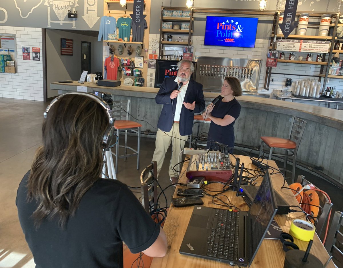 czoeller's tweet photo. First time hosting @postandcourier #PintsAndPolitics in Columbia with incumbent @TeamJoeWilson &amp; @Adair4Congress for US House District 02. Great way to get to know candidates! https://t.co/hBnRqaMdCJ
