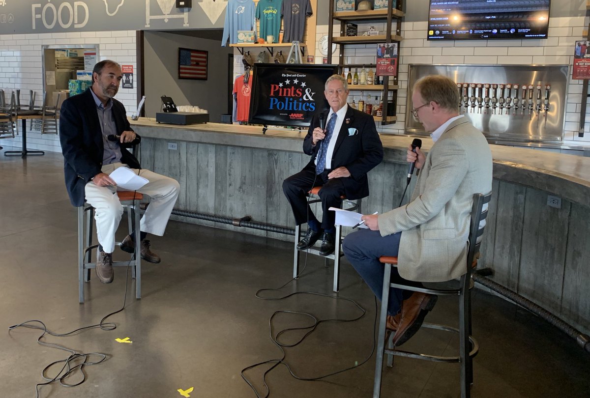 czoeller's tweet photo. First time hosting @postandcourier #PintsAndPolitics in Columbia with incumbent @TeamJoeWilson &amp; @Adair4Congress for US House District 02. Great way to get to know candidates! https://t.co/hBnRqaMdCJ
