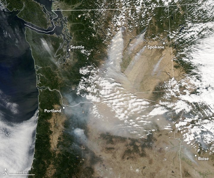Intense fires raged in several western states over the Labor Day weekend. earthobservatory.nasa.gov/images/147250/…