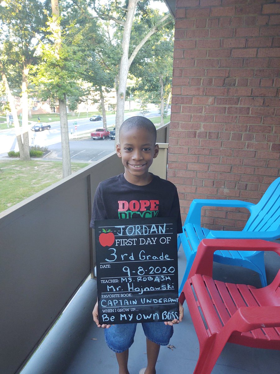 FerdinandTDayES's tweet photo. Congratulations on engaging in our first day of virtual learning! Way to go everyone! Trailblazers you got this! #acpsfirstday2020 #TeamFerdinand #ACPSFirstDay https://t.co/yu8l8SuzKK