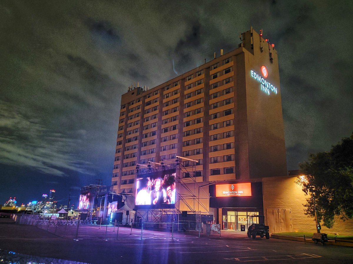 Edmonton Inn tweet media