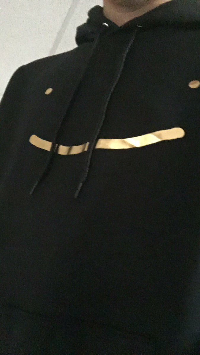 SniperOnPS4's tweet photo. my new @DreamWasTaken merch just arrived so happy with it :) https://t.co/BZq4nL2gBu