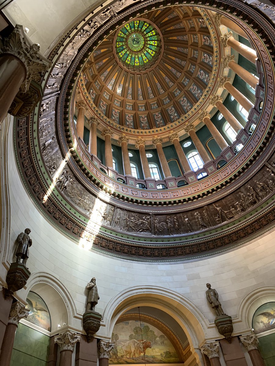 ChrisWolak1's tweet photo. Hi all! tmrw from 5-5:45 @wvhsyag will be having a returning members meeting! please attend if you want to join #DubVYG 2020-2021 school year. #CivicsIsBack #BeWV https://t.co/s5vChyYYOB