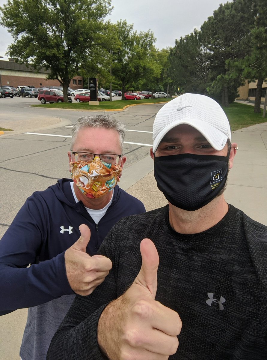 pottscharlie's tweet photo. Honored to join Paul on Day 100 of his #RunStreak today! We rocked a 5k around campus on a chilly afternoon. Way to run, Paul!
#whygustavus #RunStPeter https://t.co/YeLhYiPbZF