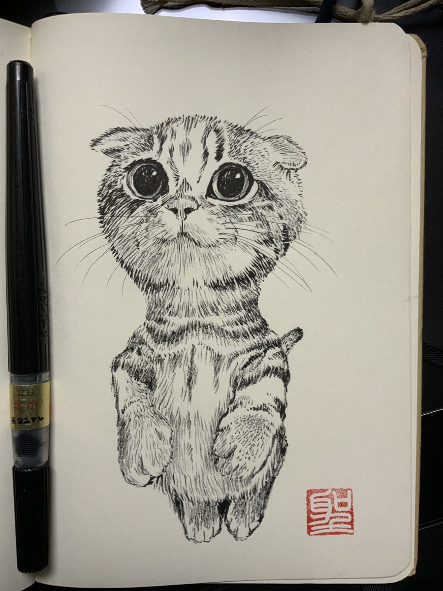 おはようございます。

左)エスキース   右)この筆ペンで描いてます 