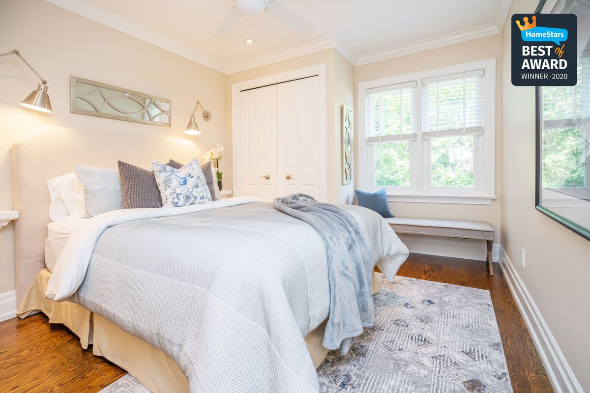 alphaonestaging's tweet photo. FOR SALE by @belindalelliteam ; 222 Glenforest Road.
#TuesdayTrend #TuesdayTips #HomeStaging #HomeDecor #Staging #InteriorDesign #AlphaOneStaging #styleTO #Lifestyle #TorontoStaging #InteriorStaging #TorontoHome #GTAHome #TorontoProperty #TorontoRealtor #TorontoRealEstate https://t.co/DXzFTWzmjx