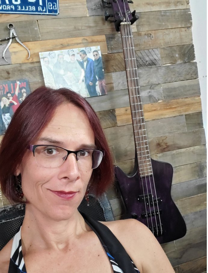 heliosmakers's tweet photo. Meet the team! Meet Dawn, she is our Shop Manager,Jill of all trades, and guitar maker! She went from building warships to building guitars, with a strong background in all things computer/electronics related. #HeliosMakerspace #Makerspace #DIYspace #GuitarMaking https://t.co/xiKUf5nxB2