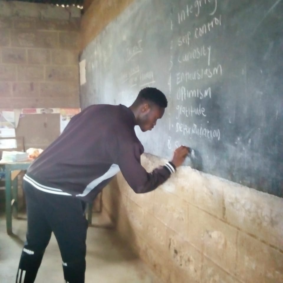 africancricket's tweet photo. 2 Teach is
+
 2 Touch lives 
________________
  4 Ever
#WeAreMakingADifrenceEveryDay https://t.co/et4GNhVPwS