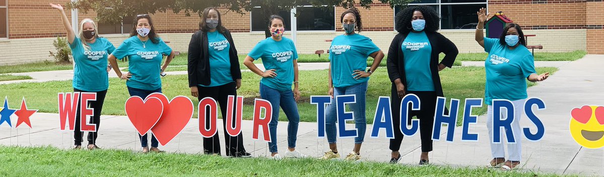 CooperElem's tweet photo. Our Leadership Team was elated to welcome back the Cooper faculty &amp; staff today. We hope you enjoyed lunch this afternoon, we’ll have more goodies for you throughout the week. 🤠 #WelcomeBack #WeLoveOurTeachers #CooperStrong https://t.co/LC1qmJqkAi