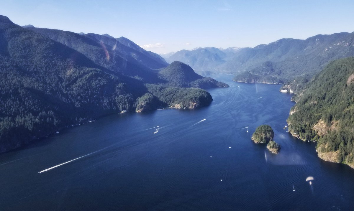 TrishJewison's tweet photo. Yeah, it doesn't really look like this today. 🔥 #Vancouver #YVR #helicopterlife @GlobalBC @CKNW @AM730Traffic https://t.co/rGZGD0kuVC